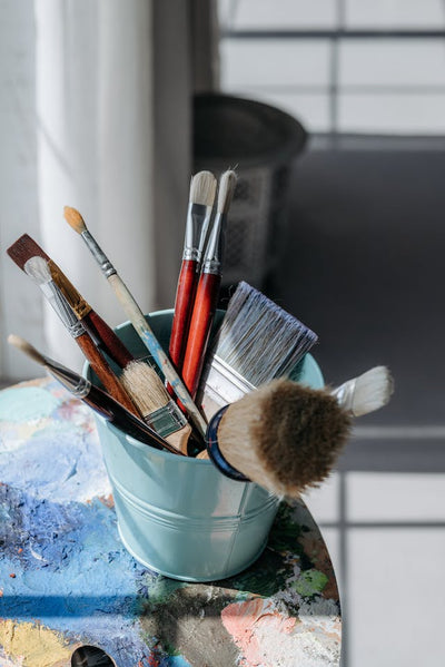 BRUSHES & PAINTING TOOLS